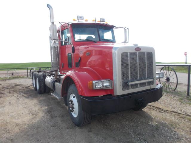 Image #1 (2012 PETERBILT 365 T/A CAB & CHASSIS)